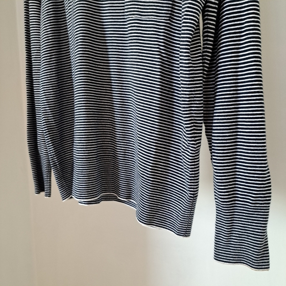 Denver Hayes | Navy blue & white striped crew neck men's sweater - Picture 4 of 10